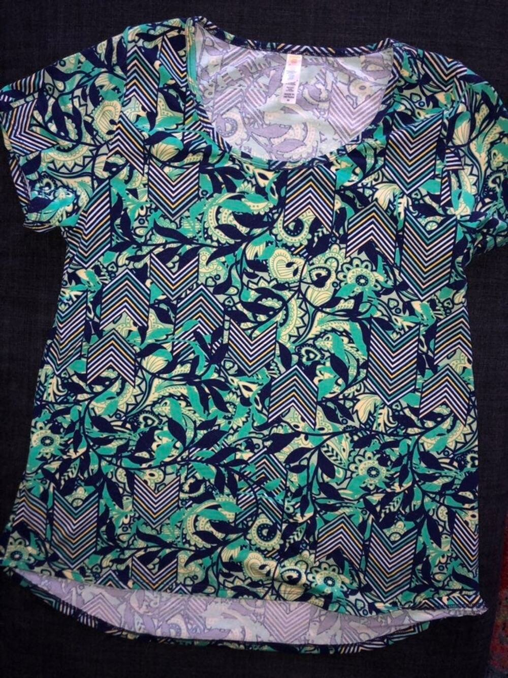 EUC Lularoe Tee Navy Green M